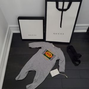 Auth. Gucci Retro Logo Onesie